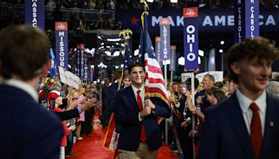 UNC Fraternity boys wielding American Flags get heroes welcome at RNC