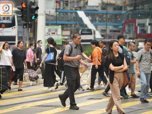 消息指最低工資改一年一檢 引入「可加不減」機制 今次加1.8元