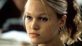 Julia Stiles just reenacted *that* 10 Things I Hate About You scene