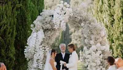 Millie Bobby Brown mostró fotos inéditas de su boda y sorprendió al revelar qué actor de Stranger Things la casó