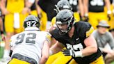 Iowa Hawkeyes offensive lineman Connor Colby flexing his versatility