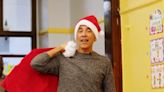 Barack 'Skinny Santa' Obama surprises Chicago school students