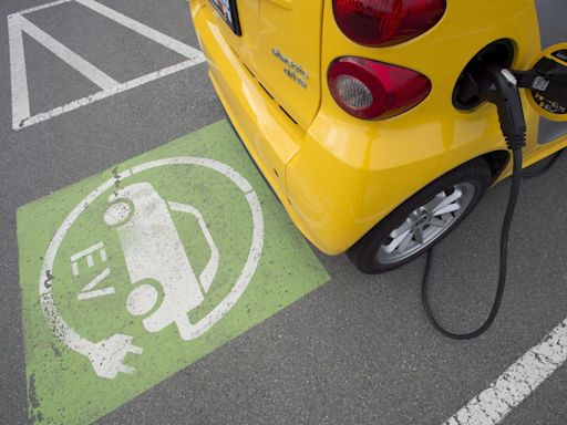 Canada's EV transition could cost more than $300 billion by 2040, report says