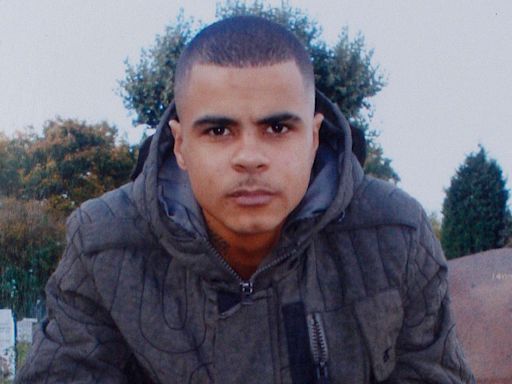 Drill rapper son of Mark Duggan jailed for possessing gun