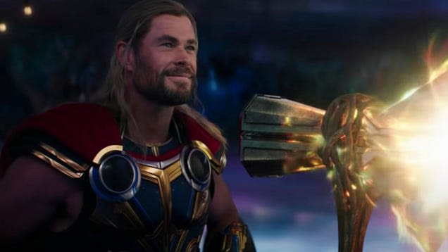 Chris Hemsworth Keeps Blaming Himself For Thor: Love & Thunder