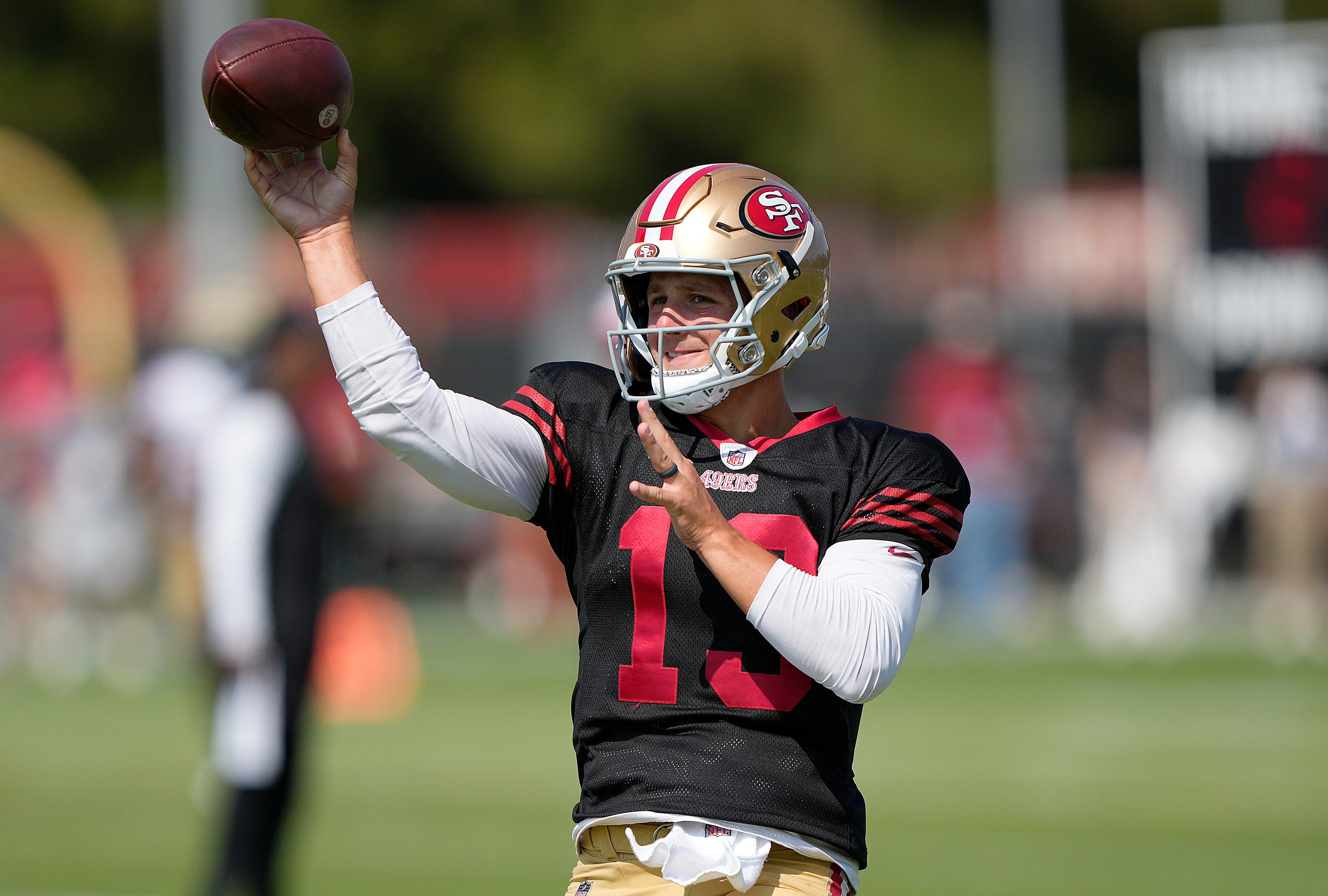 49ers coach downplays offense's biggest training camp problem