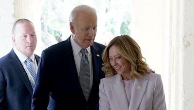 Giorgia Meloni continues to stage-manage encounters with Biden