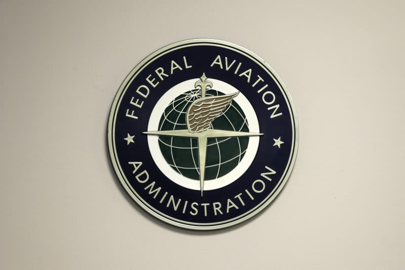 Congress races to meet FAA deadline