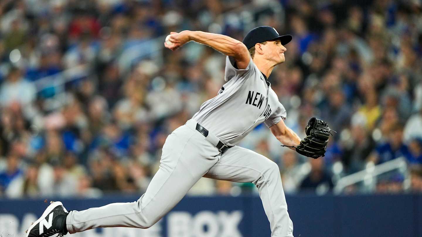 New York Yankees DFA Pair of Veteran Relievers