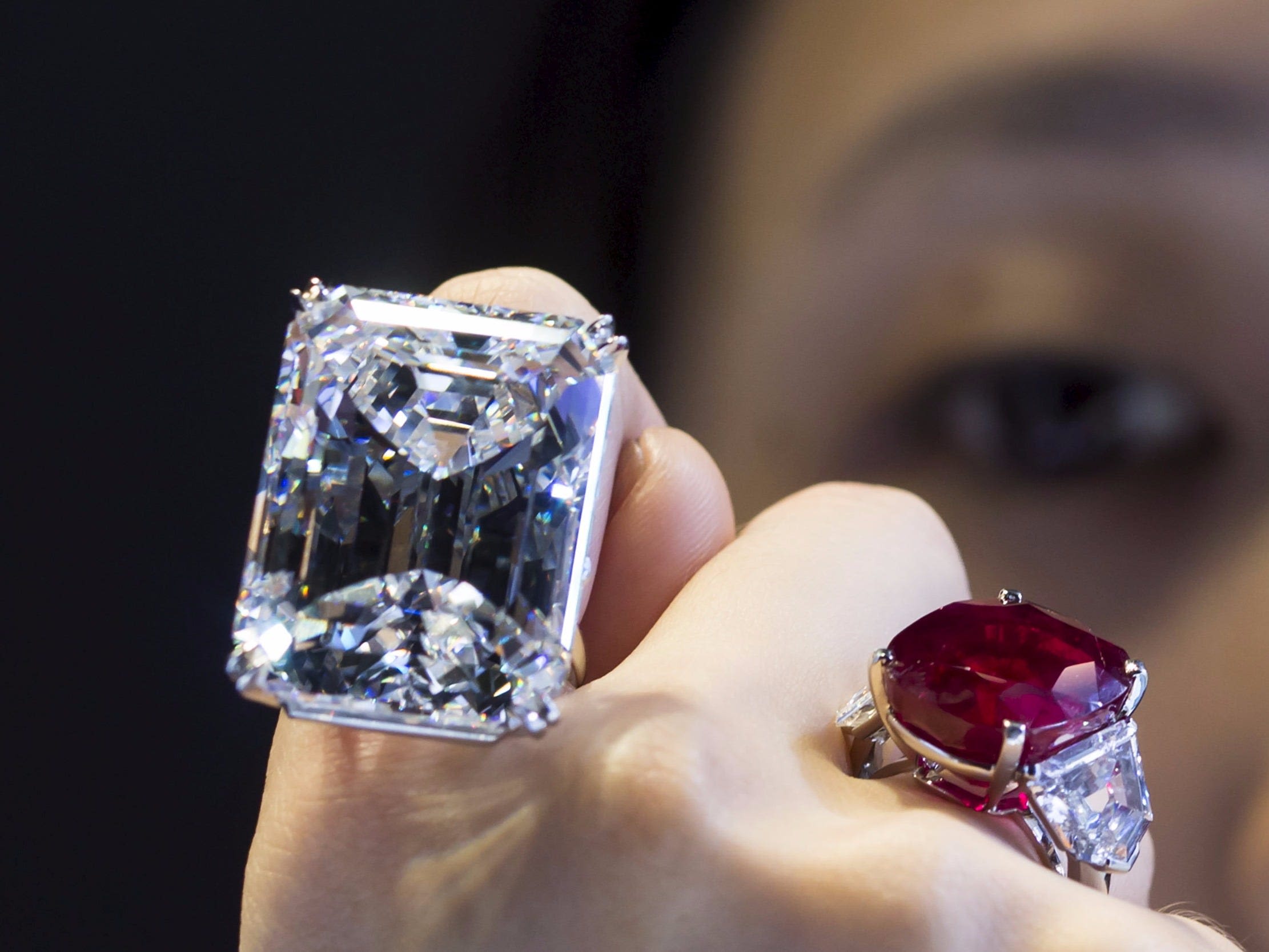 The US is reportedly rethinking plans to ban Russian diamonds amid industry pushback