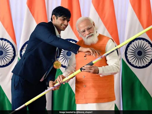 On PM Narendra Modi's 'Churma' Request, Neeraj Chopra's Mother's Response Viral | Olympics News