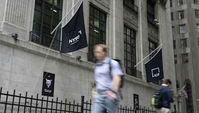 Wall Street conclut modestement dans le vert, sur la voie d'un bon semestre