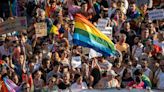 Trabajo anuncia un acuerdo con sindicatos y patronal para garantizar la igualdad del colectivo LGTBI en las empresas
