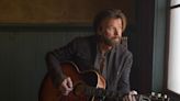 Ronnie Dunn on New Album ‘100 Proof Neon’ and Country’s ’90s Resurgence: ‘It’s Right Back in My Wheelhouse’