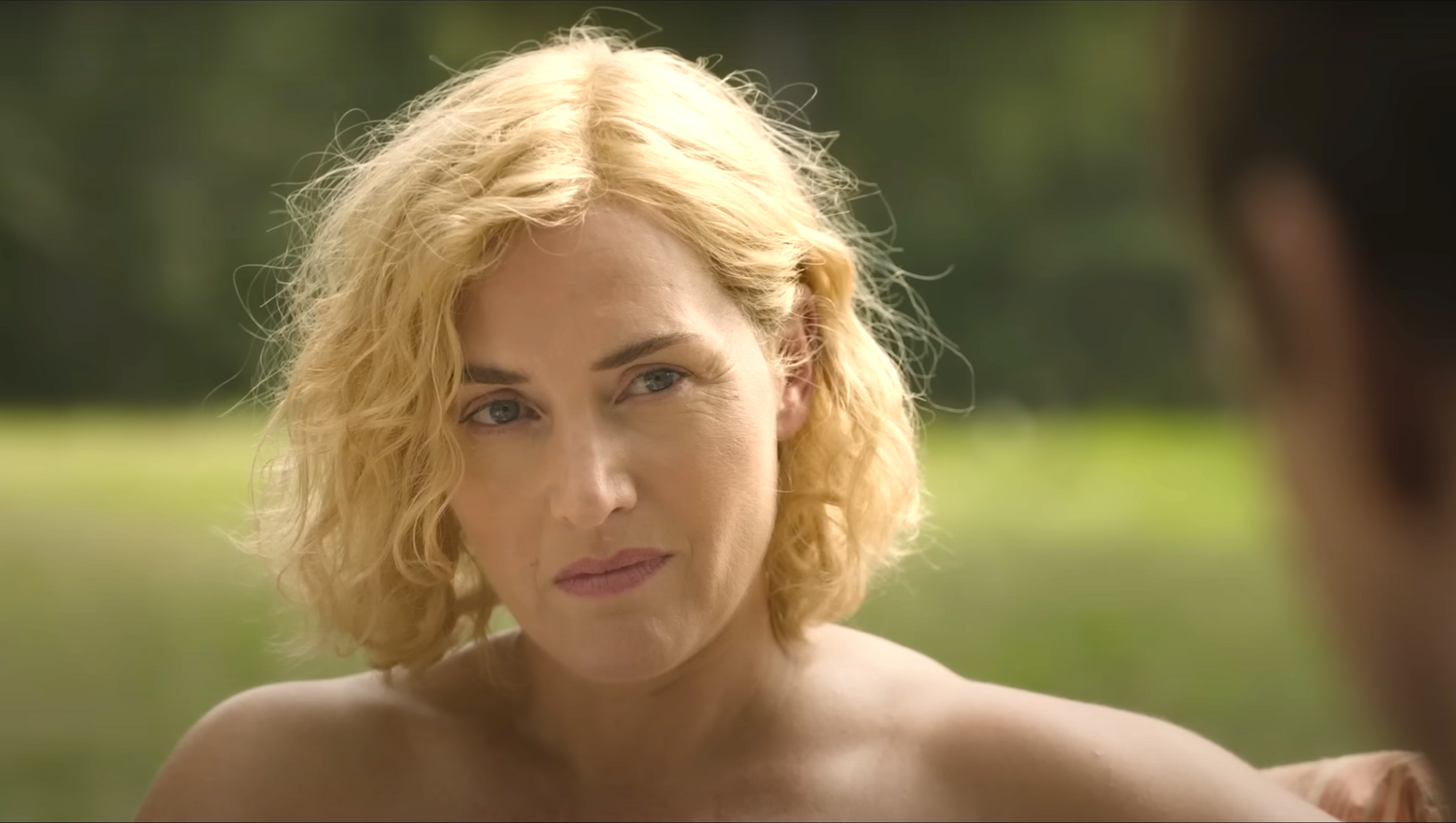 Kate Winslet Says Crew Member Suggested She Hide Her “Belly Rolls” While Filming ‘Lee’