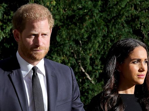 Prince Harry, Meghan Markle's 'revolving door' of staff suggests ‘something is wrong’: expert