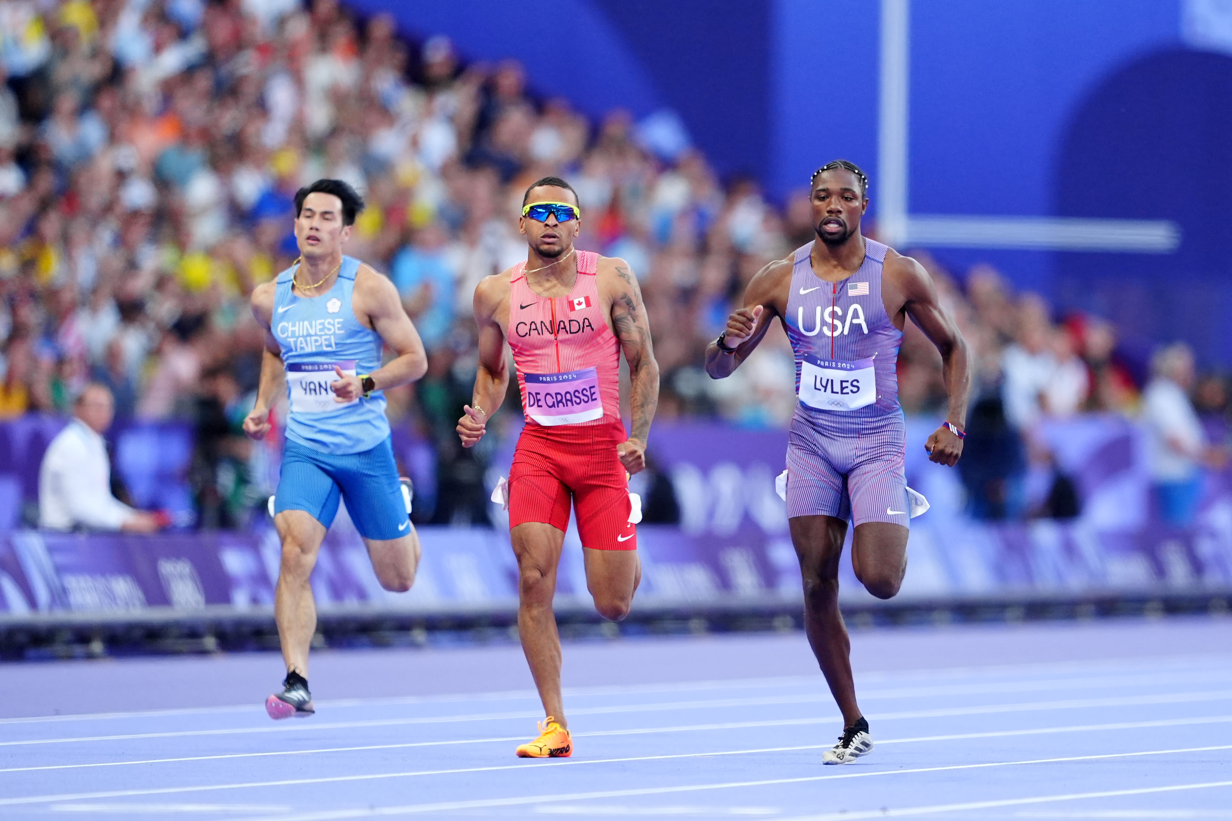 Paris Olympics: Noah Lyles cruises in 200m prelim after only a few hours sleep ... and being a good boyfriend