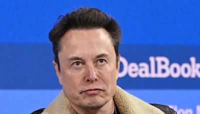 Elon Musk Says Transgender Daughter Vivian Was "Killed" by "Woke Mind Virus" - E! Online