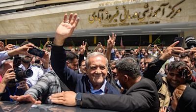 El legislador reformista Masoud Pezeshkian gana las elecciones presidenciales en Irán