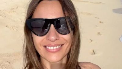 “No puede más”: Pampita estrenó la microbikini más chiquita de su vestidor y sorprendió a sus seguidores