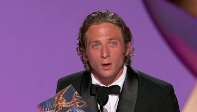 Why was Jeremy Allen White censored at the Emmys?