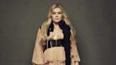 Kelly Clarkson Earns Fourth No. 1 on Billboard’s Top Album Sales Chart With ‘Chemistry’