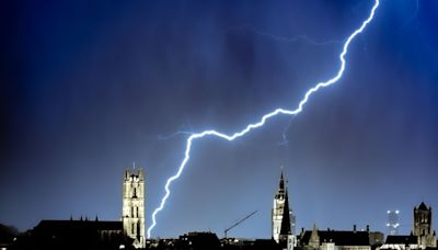 Wetter im Ticker - Neue Woche startet sommerlich warm, doch Gewitter kommen