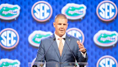 Florida's Billy Napier faces hot seat with brutal schedule. It would be better with Tennessee's cushy slate