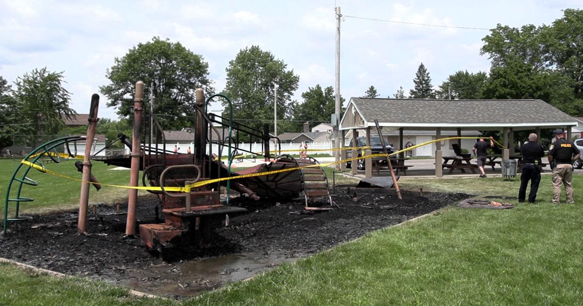 Fire that destroyed a playground in Laurel Oaks under investigation
