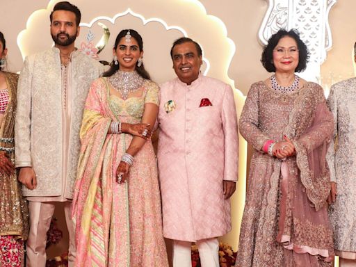 Anant Ambani Radhika Merchant wedding: Kareena-Saif, Kangana, Virat Anushka missing. Check details | Today News