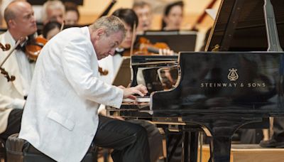 Pianist Anton Nel's musical journey from South Africa to Texas