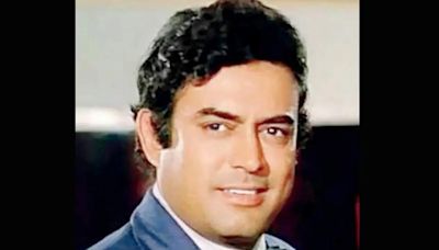 Remembering Sanjeev Kumar: Celebrating 5 timeless roles on his birth anniversary