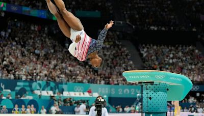 Simone Biles shares powerful 3-word message before returning to event that gave her the twisties