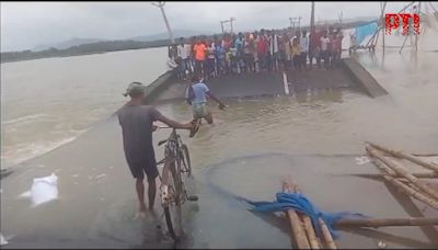 Bihar bridge collapses due to flooding in Bhagalpur river, several villages disconnected | Watch video | Today News