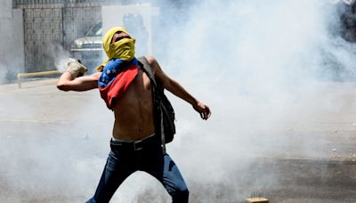 Cette vidéo de manifestation au Venezuela date de 2017 et non juillet 2024