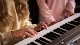 孩子彈鋼琴姿勢不正確要注意》復健科醫整理「11要點」避免傷害發生