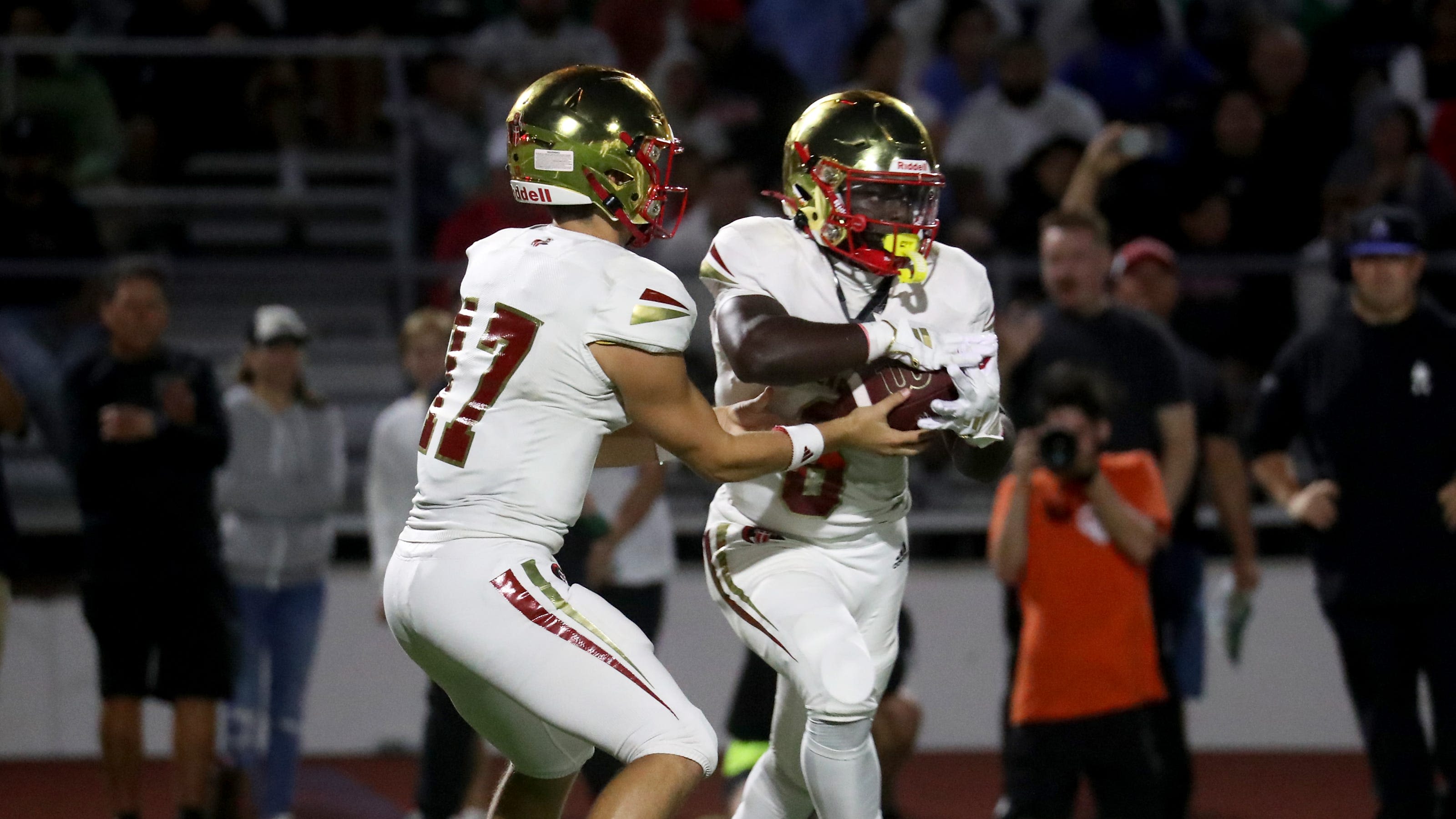 Najee Calhoun punches it in for Bergen Catholic touchdown