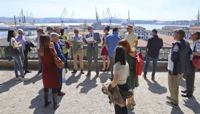 El jurado del Premio de la Crítica rinde tributo en Ferrol a Torrente Ballester