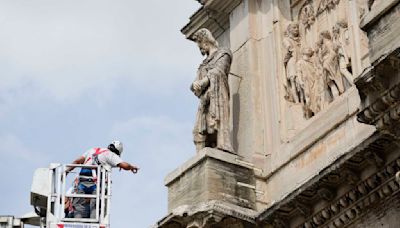 A lightning strike damages Rome's ancient Constantine Arch