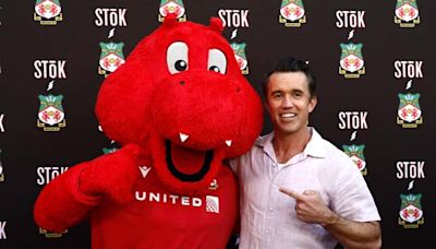 Red carpet interviews with Rob McElhenney, Wrexham AFC players and more at Wrex Coast Tour kick-off event [WATCH]