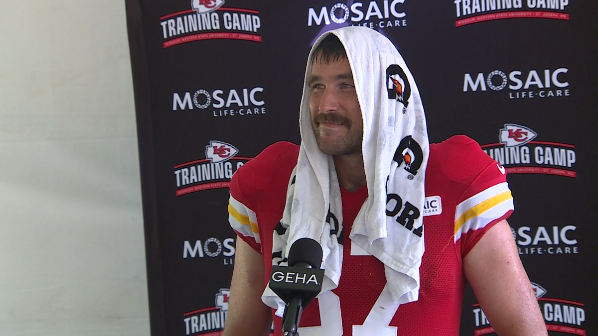 Travis Kelce speaks for the first time at Chiefs training camp