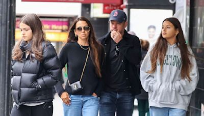 Matt Damon goes shopping with his two daughters and wife Luciana