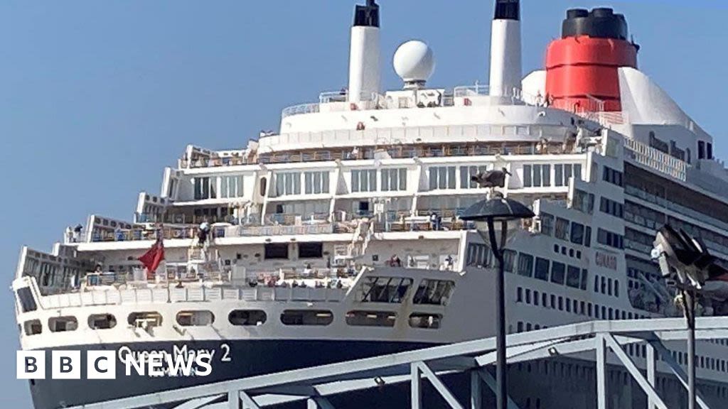 Liverpool: Cunard Queen Mary 2 'comes home to people who love her'