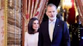 Los reyes de España, Letizia y Felipe, ya no vivirían bajo el mismo techo, afirma el periodista Jaime Peñafiel, autor de ‘Los silencios de Letizia’