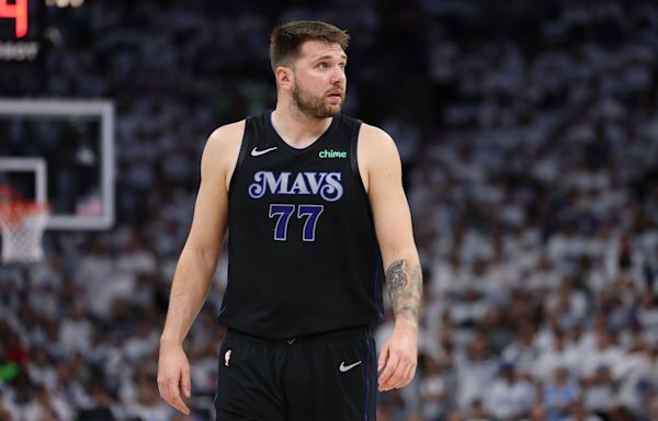 Luka Doncic injury update: Dallas Mavericks star dealing with right knee soreness