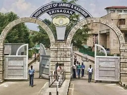 J-K HC directs Anantnag deputy commissioner to take over management of 2 temples