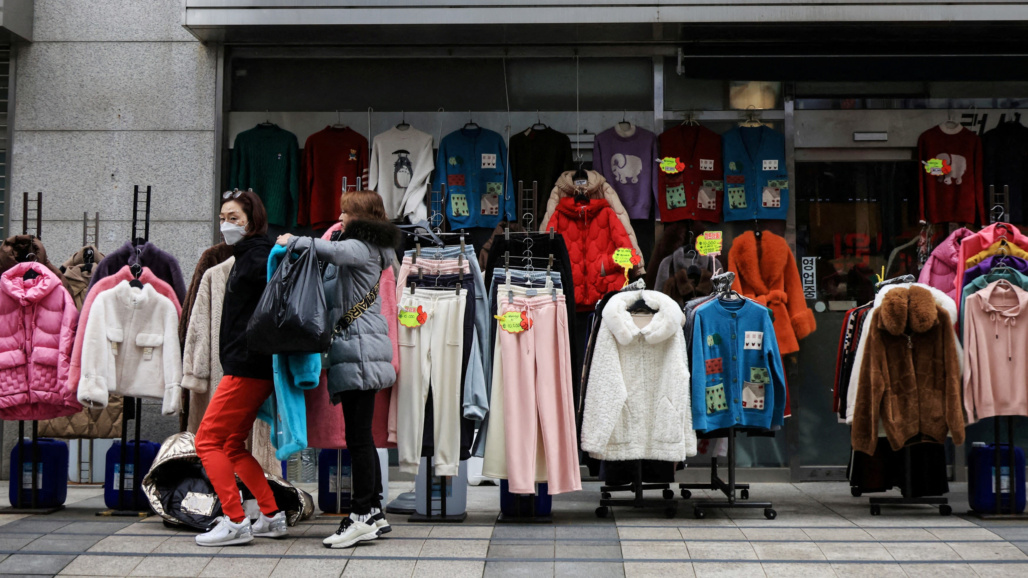 South Korea GDP grows 1.3% in first quarter, beating estimates