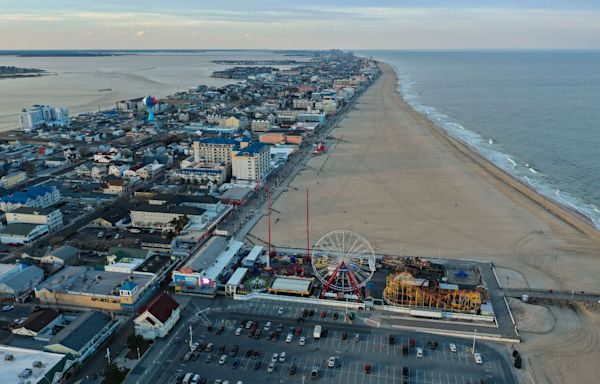 Medical waste washing up on Maryland coastline causes closures at beaches, parks