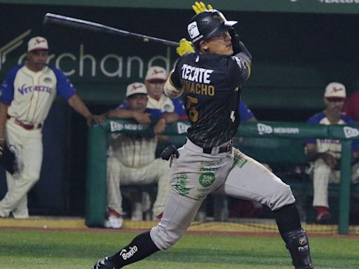 Leones cierra serie con triunfo ante El Águila 11-2 en extrainnings