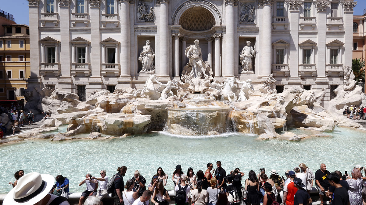 Rome May Start Charging Tourists to See the Famous Trevi Fountain